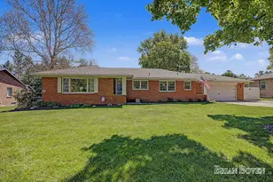 1406 Perkins Ave NE, Grand Rapids, MI 49505 - Photo 1