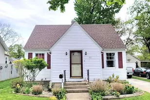332 W 18th St, Holland, MI 49423 - Photo 1