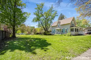 326 S Haven St, South Haven, MI 49090 - Photo 1