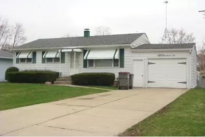 606 Faircrest Avenue NW, Grand Rapids, MI 49534 - Photo 1