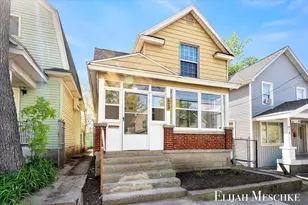 823 Union Ave SE, Grand Rapids, MI 49507 - Photo 1
