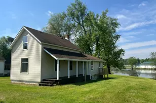 154 W St Joe St, Hillsdale, MI 49242 - Photo 1