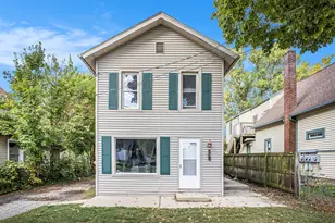 831 Vine St, Lansing, MI 48912 - Photo 1