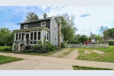 615 East Street, Three Rivers, MI 49093 - Photo 1