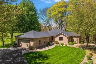 2400 Pine Hill Ct, Saint Joseph, MI 49085 - Photo 1