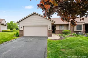 1793 Lakeview Dr, Zeeland, MI 49464 - Photo 1