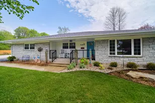 511 Browning Ave, Manistee, MI 49660 - Photo 1