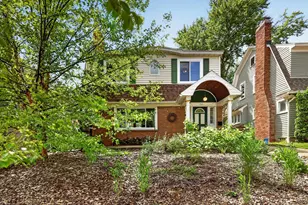 153 Baynton Ave NE, Grand Rapids, MI 49503 - Photo 1