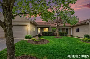 2621 Cascade Pl Dr SE, Grand Rapids, MI 49546 - Photo 1