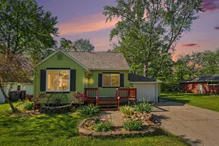 168 E 37th St, Holland, MI 49423 - Photo 1