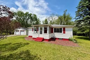 1 Lo Presto Ave, Hillsdale, MI 49242 - Photo 1