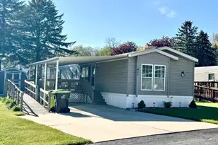 411 Woodview Dr, Greenville, MI 48838 - Photo 1