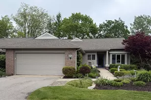 1910 Hidden Oak Ct SE, Grand Rapids, MI 49546 - Photo 1