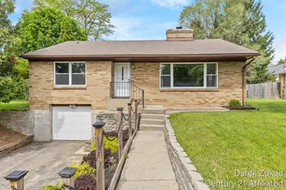 613 Shawmut Boulevard NW, Grand Rapids, MI 49504 - Photo 1