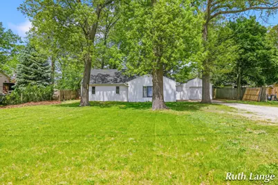 1640 McLaughlin Avenue, Muskegon, MI 49442 - Photo 1
