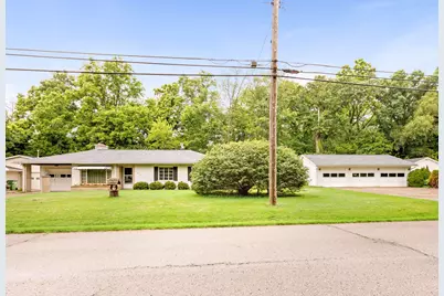 207 Snow Avenue, Battle Creek, MI 49037 - Photo 1