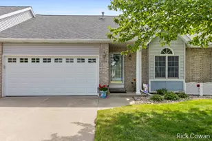 11286 Blue Heron Pkwy, Holland, MI 49424 - Photo 1