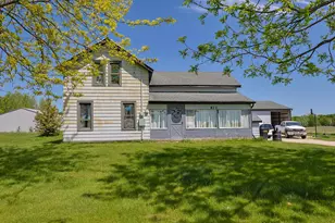 812 E Yale Rd, Rothbury, MI 49452 - Photo 1