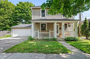 411 Curtis St NE, Grand Rapids, MI 49505 - Photo 1