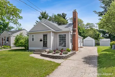 2142 Emerald Avenue NE, Grand Rapids, MI 49505 - Photo 1