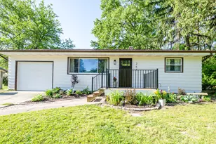 264 Leedy St, Coloma, MI 49038 - Photo 1