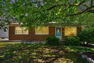 2117 Edwin Pl, Lansing, MI 48911 - Photo 1