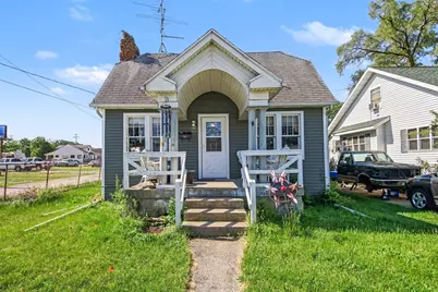 18 34th Street SW, Grand Rapids, MI 49548 - Photo 1