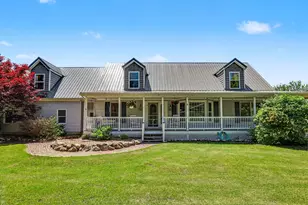 2945 W Lincoln Ave, Ionia, MI 48846 - Photo 1
