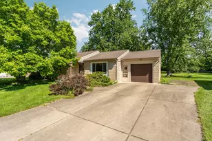 1112 Westwood Blvd, Jackson, MI 49203 - Photo 1