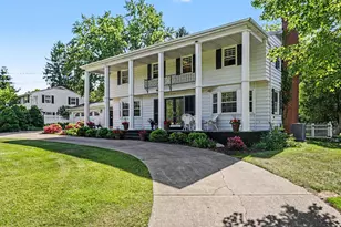 2106 Aberdeen Dr, Kalamazoo, MI 49008 - Photo 1