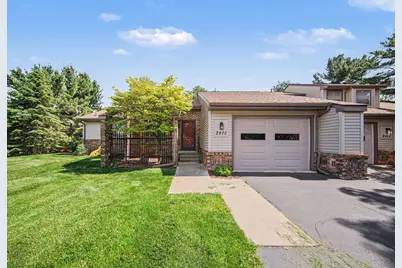 2810 S Wood Dale Drive, Jackson, MI 49203 - Photo 1