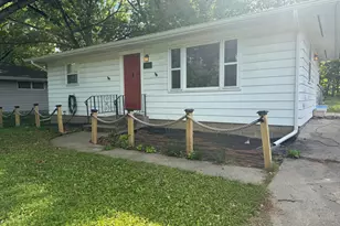 214 Auburn St, Battle Creek, MI 49014 - Photo 1