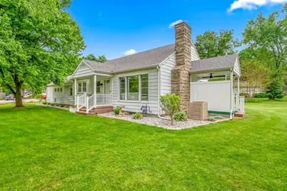 529 East Street, Jonesville, MI 49250 - Photo 1