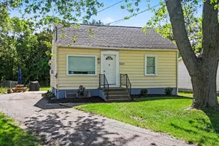 1164 Center St, Muskegon, MI 49442 - Photo 1