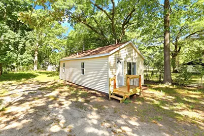 2933 Valk Street, Muskegon, MI 49444 - Photo 1