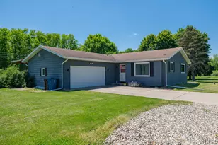 8290 E W Ave E, Vicksburg, MI 49097 - Photo 1