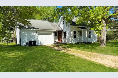 613 Waldo Street, Cadillac, MI 49601 - Photo 1