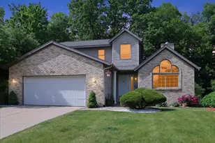 2467 Palm Dale Dr SW, Wyoming, MI 49418 - Photo 1