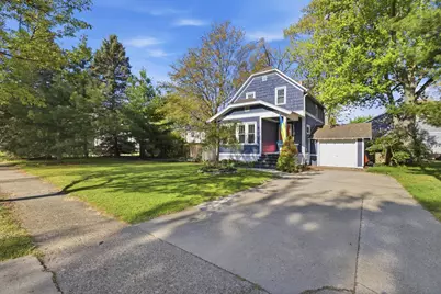 115 N Lake Avenue, Spring Lake, MI 49456 - Photo 1