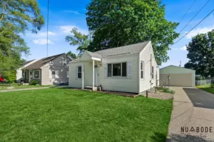 114 Nancy St SE, Grand Rapids, MI 49548 - Photo 1