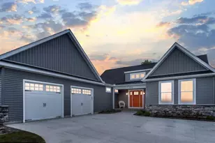 5210 Grande View Ln, Jackson, MI 49201 - Photo 1
