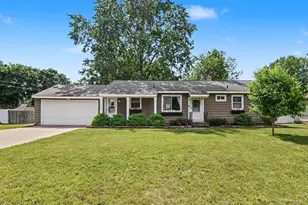 7407 Glendora Ave, Jenison, MI 49428 - Photo 1