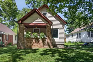 1011 Hoyt St SE, Grand Rapids, MI 49507 - Photo 1