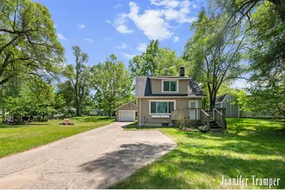 509 E Fairplains Street, Greenville, MI 48838 - Photo 1