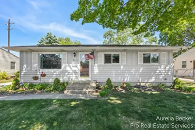 3414 Perry Avenue SW, Wyoming, MI 49519 - Photo 1