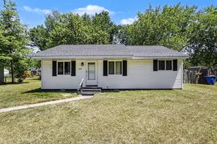 1145 Beverly Ct, Benton Harbor, MI 49022 - Photo 1