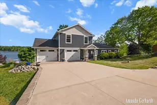 3691 Holiday Dr, Greenville, MI 48838 - Photo 1