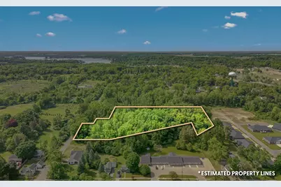 4 S Wolcott Street, Hillsdale, MI 49242 - Photo 1