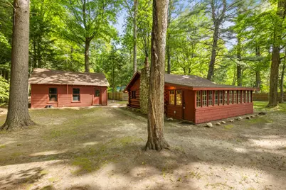 1464 E Gardner Avenue, Newaygo, MI 49337 - Photo 1