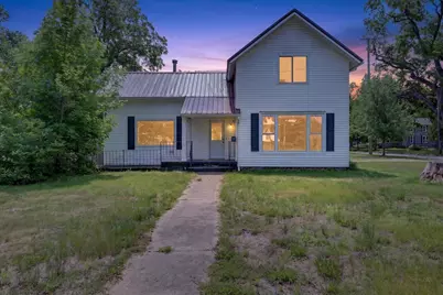 736 W Green Street, Hastings, MI 49058 - Photo 1